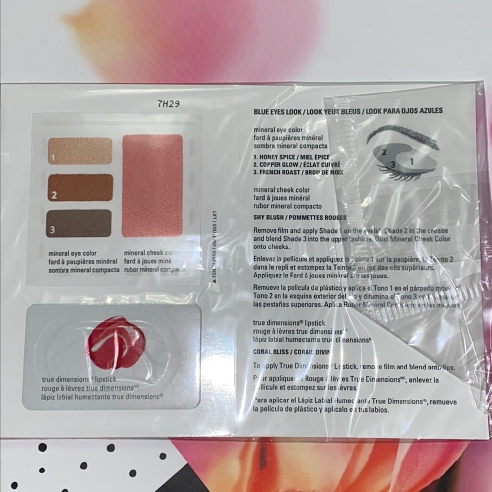 Mary Kay Eye, Cheek, and Lip Sample